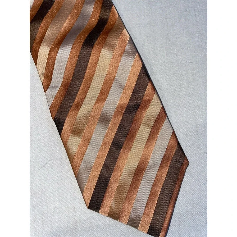 Desantis Collection Men’s Dress Tie Size 58” Peach Striped Business Formal City